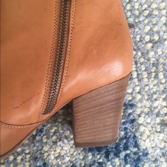 Club Monaco cognac leather Brooklyn booties boots - Picture 5 of 9